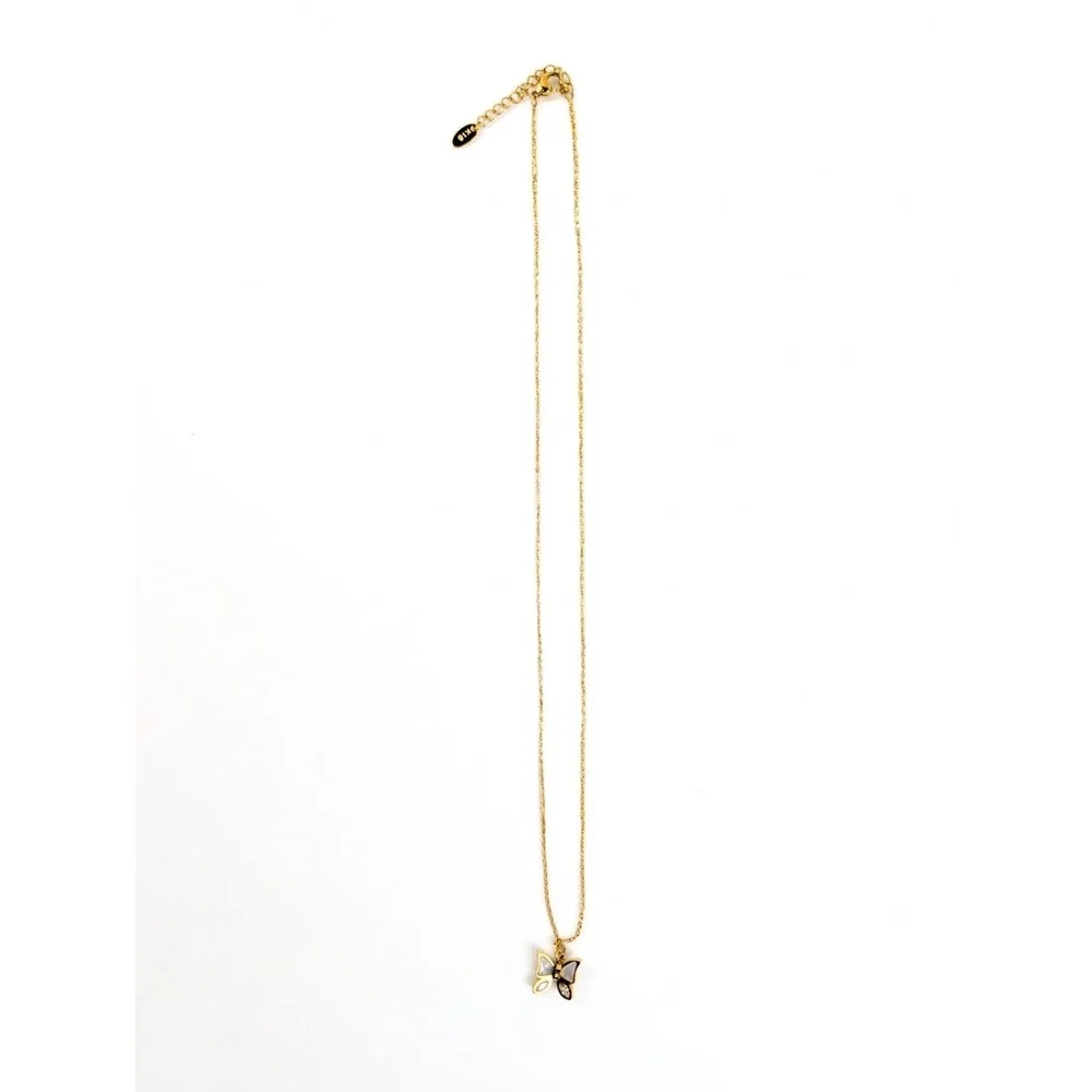 18 inch‎ 18K Gold Plated Chain Necklace with Mother of Pearl Butterfly Pendant